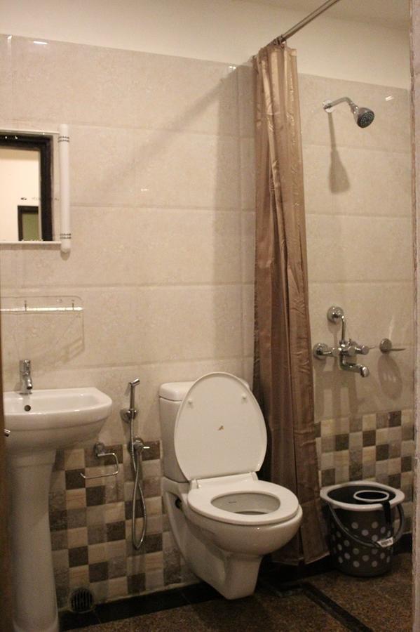 Venus Inn Bhubaneswar Ngoại thất bức ảnh